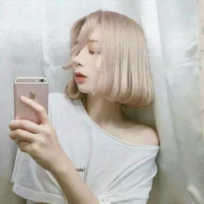 艾米丽·布莱尔的秘密